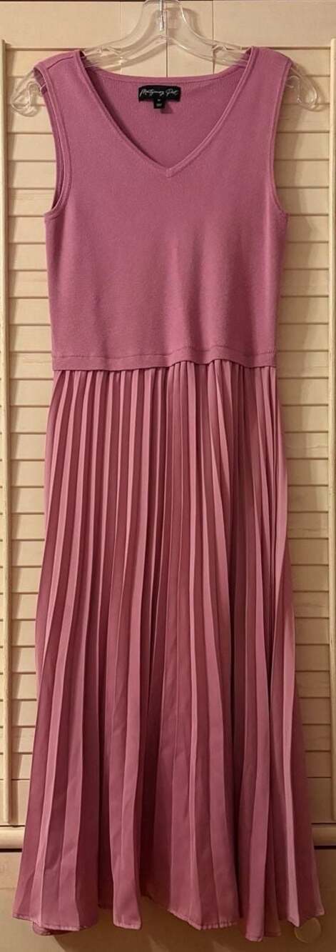 Montgomery Post Sleeveless V-Neck Knit Bodice Pleated Midi Dress - Stitch Fix